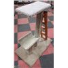 Image 1 : 2 PERCH CAT TREE  WITH WOOD LADDER 43"HIGH