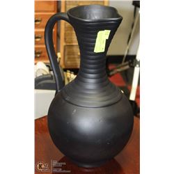 19" TALL BLACK AFRICAN WATER JUG STYLE VASE