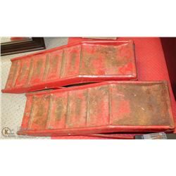 PAIR OF HOLLYWOOD ACCESSORIES FOLD AWAY CAR RAMPS.