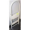 Image 1 : FOLDAWAY 2 STEP LADDER