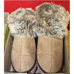 NEW LADIES FUR TRIMMED SLIPPERS SIZE MED 7-8