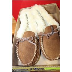 NEW SIZE 9 MOCCASINS SLIPPERS