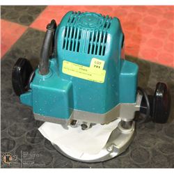 BLUE CMT 1/2 HP ROUTER.