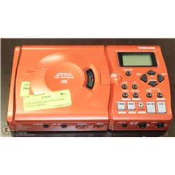 TASCAM PORTABLE CD-GT1MKII GUITAR TRAINER