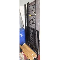 METAL SINGLE SIZE DAYBED