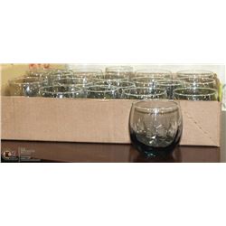 LOT OF BLUE DRINKING GLASSES