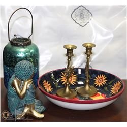 GROUP OF 5 ASST ORNAMENTS