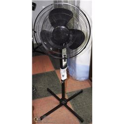 NEW MAINSTAYS OSCILLATING 16" STAND UP  FAN