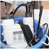 Image 1 : BLUE TUB WITH GALLON BACKPACK SPRAYER