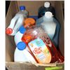 Image 1 : LARGE BOX OF CLEANING SUPPLIES