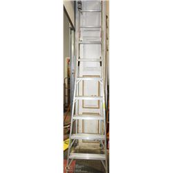 ALUMINUM EXTENSION LADDER
