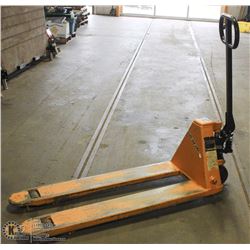 TITAN 5500LB SLIM PALLET JACK