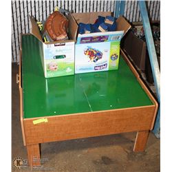 LARGE IMAGINATION TRAIN TABLE WITH ACCESSORIES