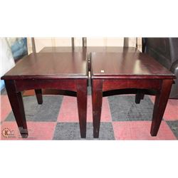 WOOD TONE 3 PC COFFEE TABLE SET