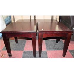 WOOD TONE 3 PC COFFEE TABLE SET