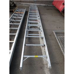 Heavy duty ext ladder