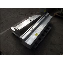 2 alum diamond plate side boxes