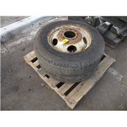 Pair of 8R19.5 tires on 10-bolt rims -new tires