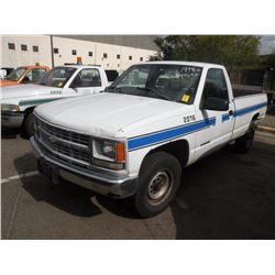 1998 Chev 2500 2x4 SN#-1GCGC24RXWZ232636 Unit#-2016