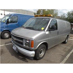 2002 Chev van SN#-1GCFG15M621234311 Unit#-798