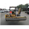 Image 2 : Ford 4610 Tractor w/ Flail mower, Turf tires