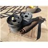 Image 1 : 4 rims & hydraulic cylinder