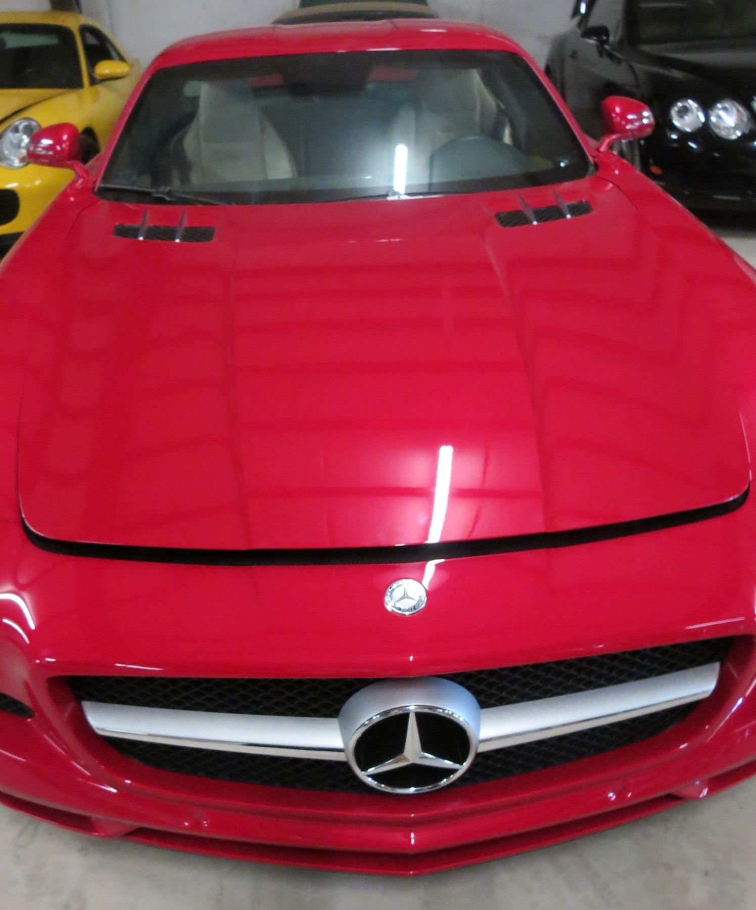 2011 MercedesBenz SLS AMG Coupe with Butterfly Doors; 6.3L V8 SFI DOHC