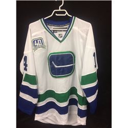 VANCOUVER CANUCKS REEBOK HOCKEY JERSEY (SIZE 48)