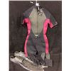 Image 1 : SCUBA DIVING WET SUIT W/ FLIPPERS