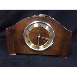 WASHINGTON CHIME CLOCK W/ KEY & PENDULUM