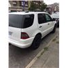 Image 2 : 2000 WHITE MERCEDES ML320 SUV (RUNNING) *VIEWING ON MONDAY SEPT 25 ONLY*