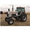 Image 2 : 1982 White 2-110 Field Boss Tractor