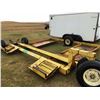 Image 2 : Burgen 3600 Swather Carrier