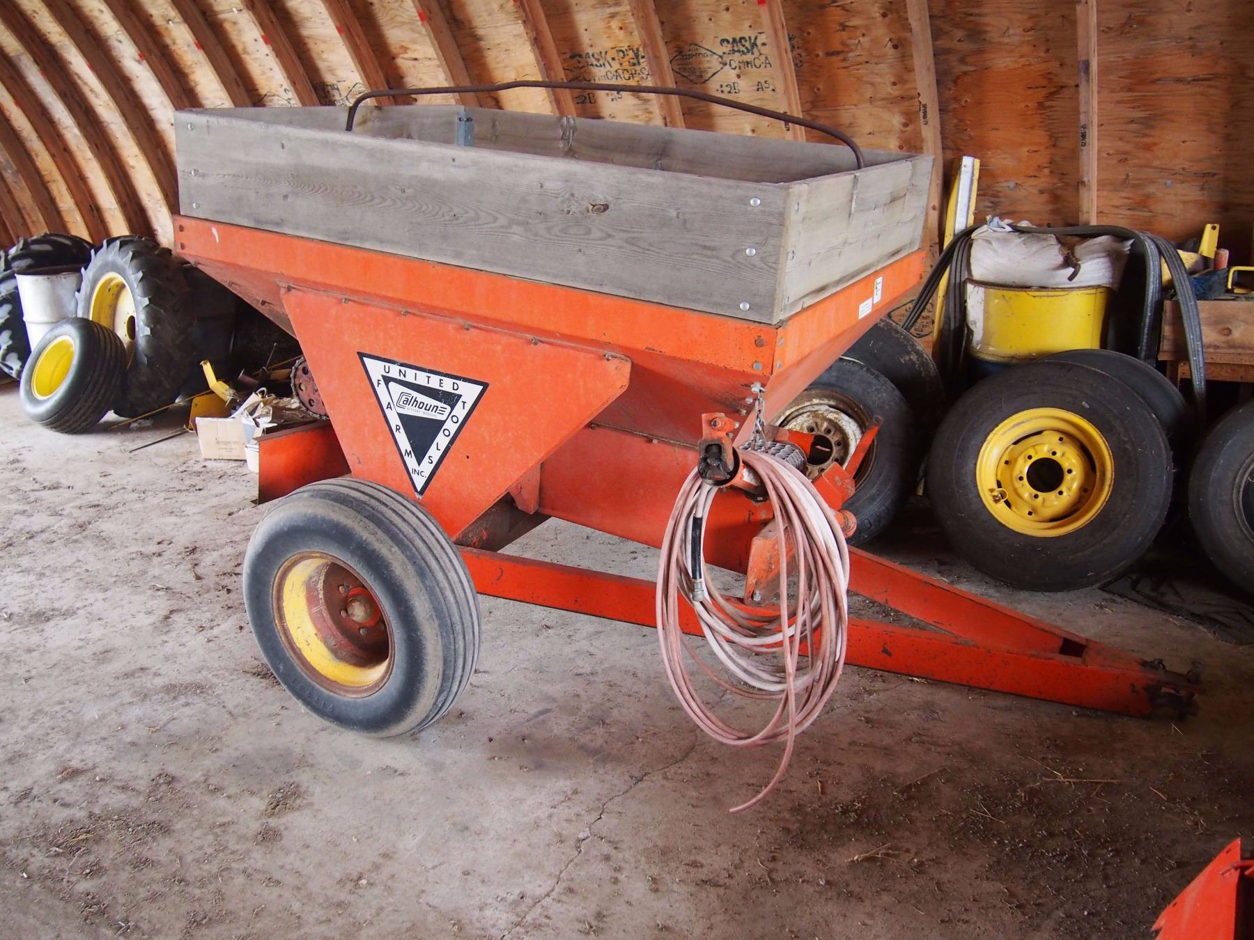 United Farms Tools Fertlizer Spreader, PTO Drive