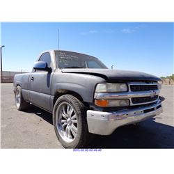 2000 - CHEVROLET SILVERADO//SALVAGE TITLE