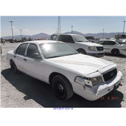2002 - FORD CROWN VICTORIA