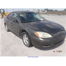2004 - FORD TAURUS