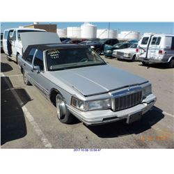 1992 - LINCOLN TOWN CAR
