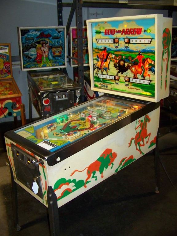 BOW AND ARROW PINBALL MACHINE BALLY 1974