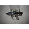 Image 1 : ZZ-CLEARANCE DISNEY SCREEN USED ALIEN BLASTER RAY GUN 06
