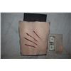 Image 1 : TRUE BLOOD CLAWED SILICONE FLESH