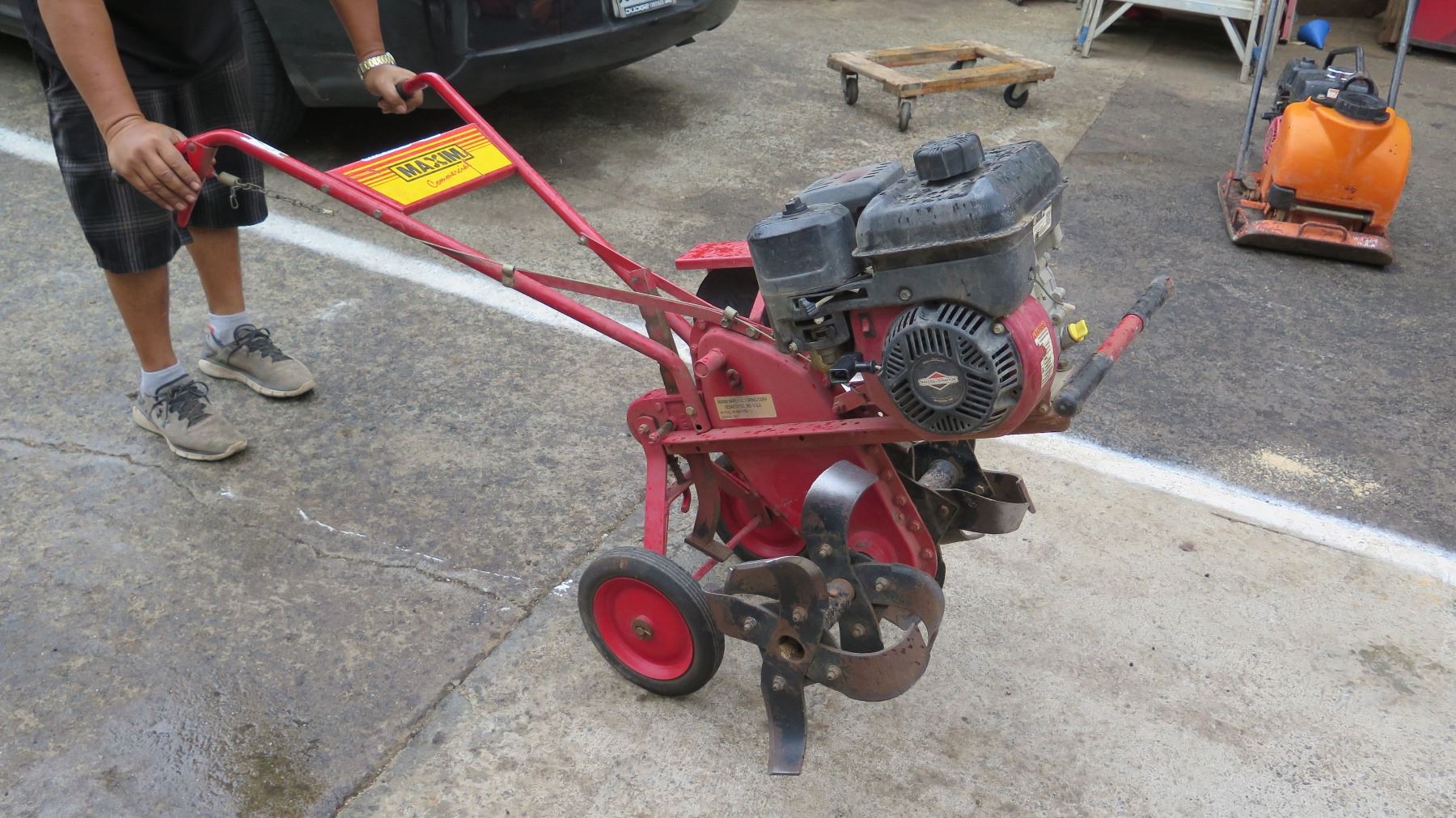 Ms50b Chain Maxim Chain Drive Heavy Duty Tiller - Oahu Auctions