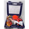 Image 1 : EMERGENCY ROADSIDE AND FIRST AID KIT