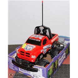 LARGE DODGE REMOTE CONTROL TRUCK WITH RUNNING