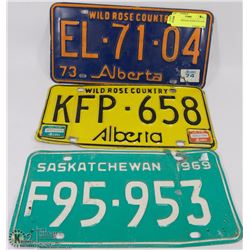 LOT OF 3 VINTAGE LICENSE PLATES