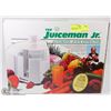 Image 1 : THE JUICEMAN JR JUICE EXTRACTOR
