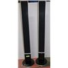 Image 1 : 2 UPRIGHT SPEAKERS