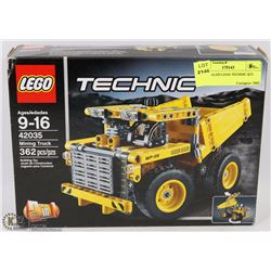 NEW SEALED LEGO TECHNIC KIT. 362PCS