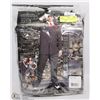 Image 1 : MENS GANGSTA COSTUME SIZE XXL INCLUDES HAT,