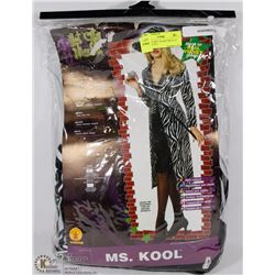MS. KOOL INCL JACKET MADE OF REAL VELVET,